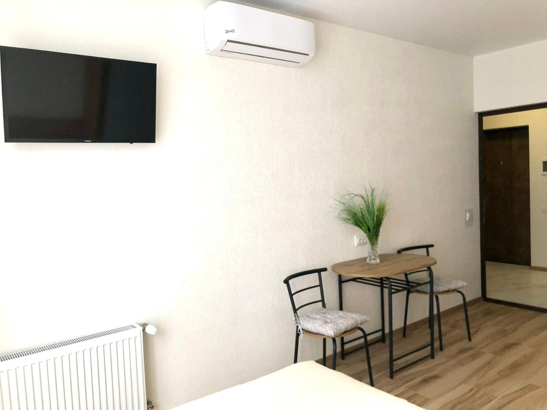 Osapart Hotel In A Complex Semycvit 4 إلفيف المظهر الخارجي الصورة